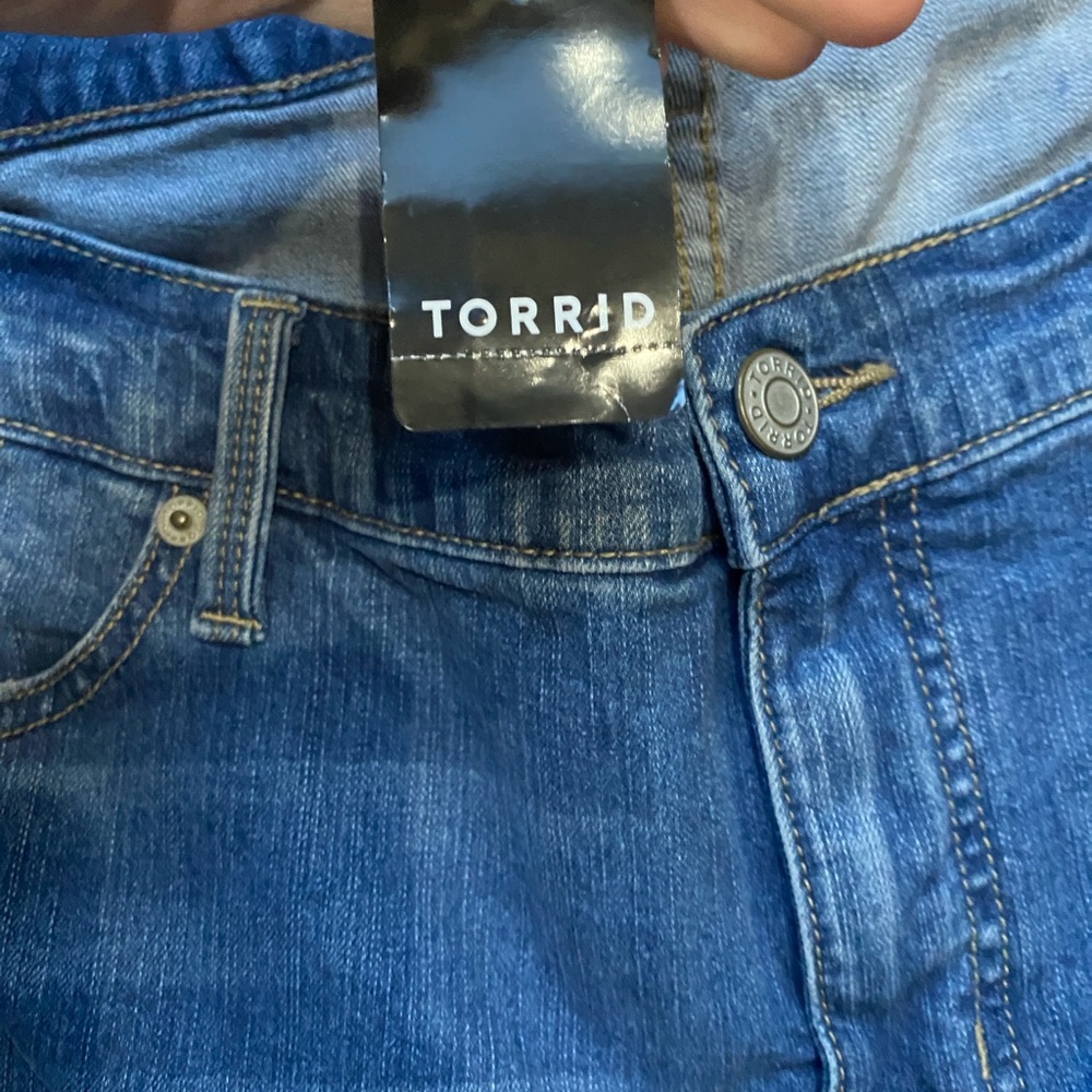 Torrid Perfect Ankle Skinny Vintage Stretch Mid-Rise Jeans - Picture 4 of 10